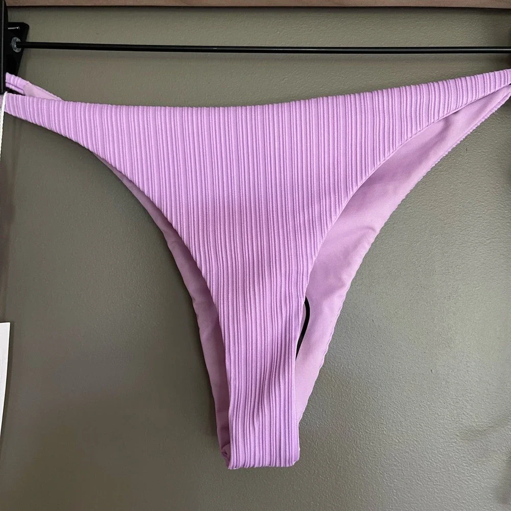 NWT Frankies Bikinis Sky Plisse Bikini Bottom in‎ Wisteria Lilac Large Purple